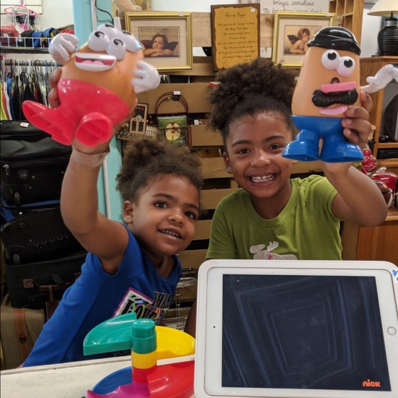 Meet your Posher, Sandie - Picture 4 of 6